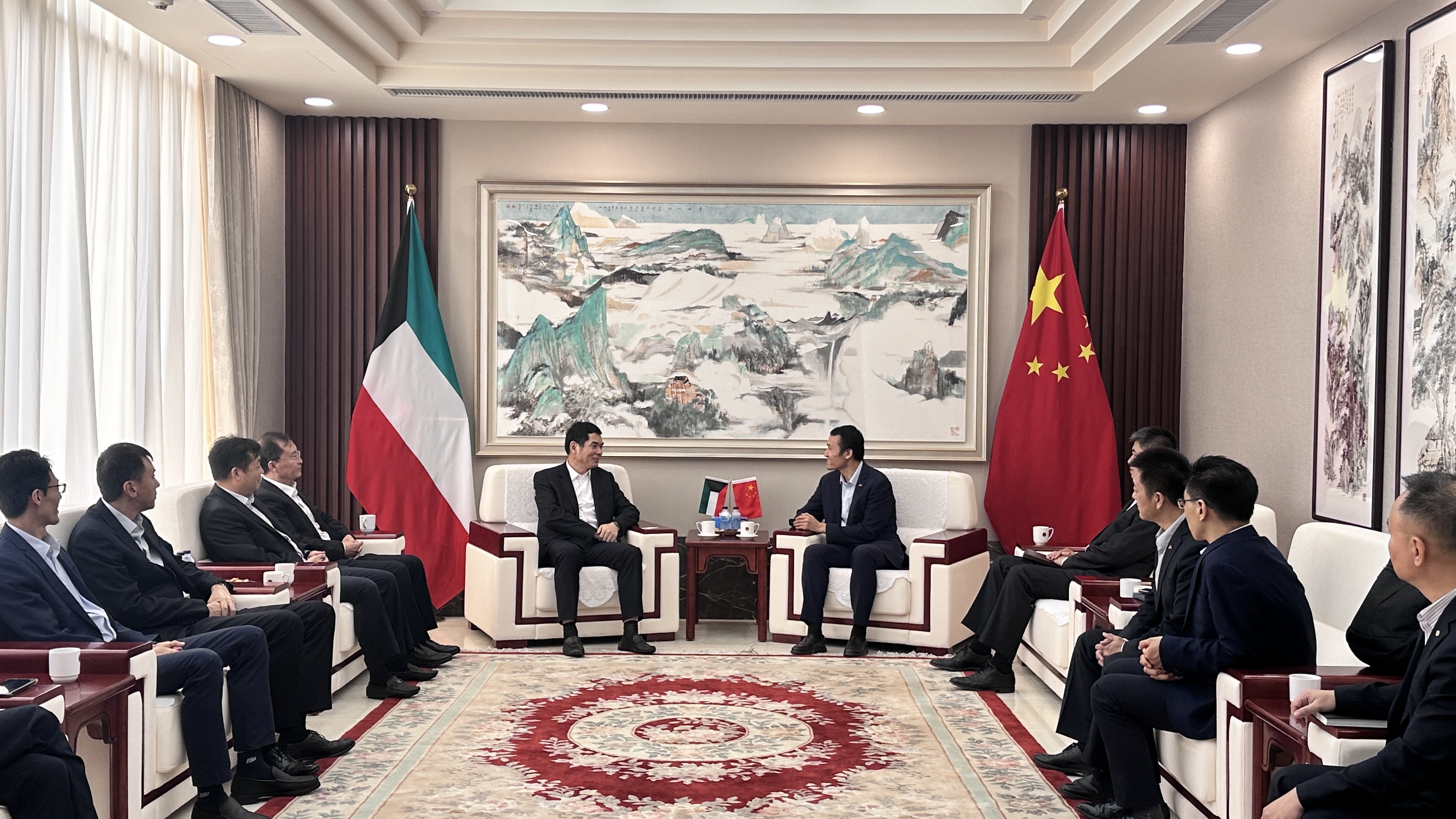 1-拜會中國駐科威特使館臨時代辦劉翔